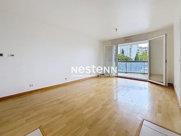 ISSY LES MOULINEAUX - FORT D'ISSY - Vente appartement 2 pièces de 42 m² avec un balcon de 5,10 m²