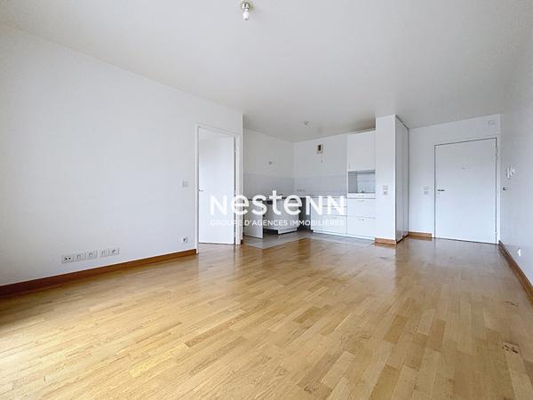 ISSY LES MOULINEAUX - FORT D'ISSY - Vente appartement 2 pièces de 42 m² avec un balcon de 5,10 m²
