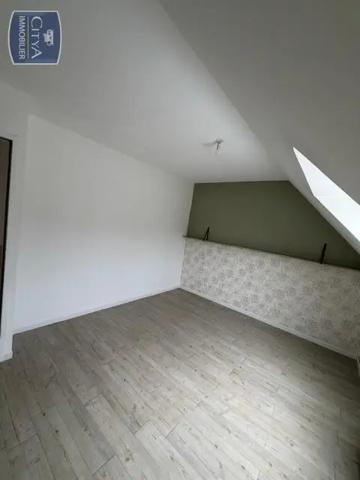 Maison à louer 4 pièces 92m² Allonnes (72700)