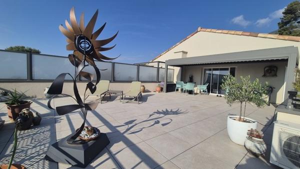 Appartement à vendre 480 000 € Toulon 3 p 77 m² DPE A