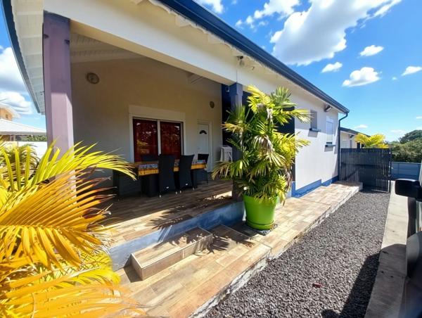 EXCLUSIVITÉ- Propriété à vendre 3 logements de plain-pied, 9 pièces SAINTE ANNE GISSAC (971)