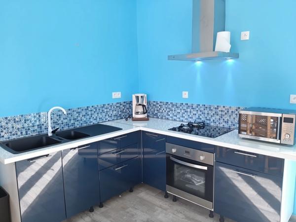 EXCLUSIVITÉ- Propriété à vendre 3 logements de plain-pied, 9 pièces SAINTE ANNE GISSAC (971)