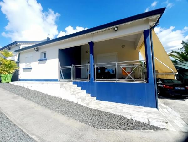 EXCLUSIVITÉ- Propriété à vendre 3 logements de plain-pied, 9 pièces SAINTE ANNE GISSAC (971)