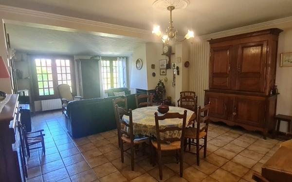 Maison à vendre    5 pièces •  Château-Thierry