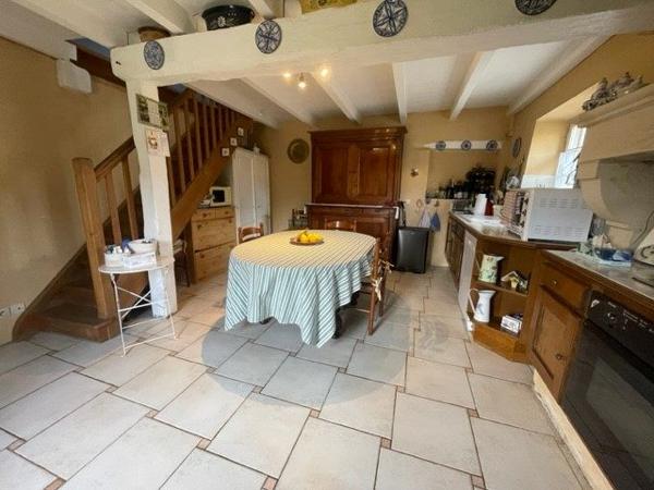 propriété 250 m² habitables sur terrain de presque 2 hectares