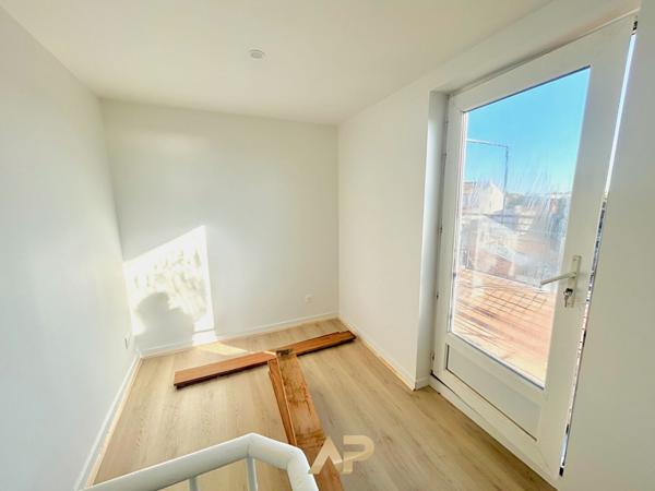 Hypercentre - Duplex avec Rooftop et Terrasse €360 000 ** - Référence MR647-3