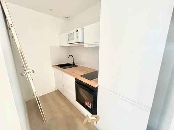 Hypercentre - Duplex avec Rooftop et Terrasse €360 000 ** - Référence MR647-3