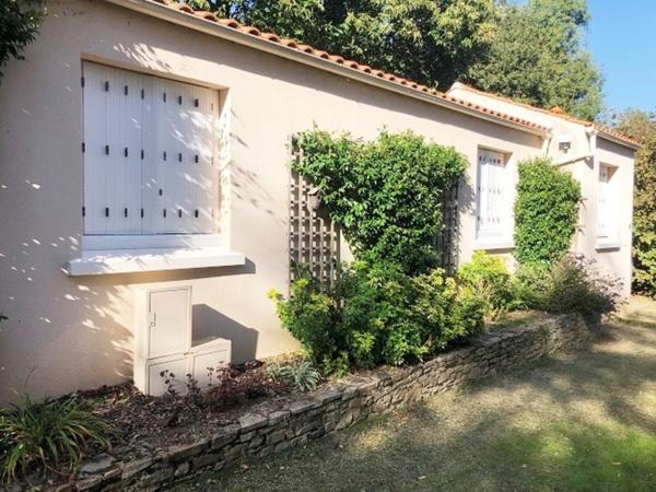 Propriété Moulin à 422 m² ROCHESERVIERE (85)