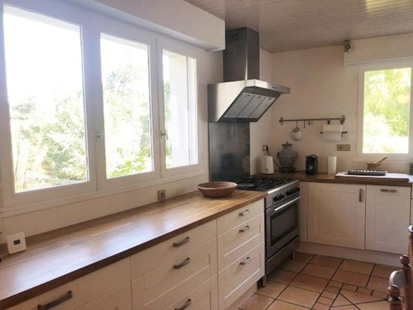 Propriété Moulin à 422 m² ROCHESERVIERE (85)