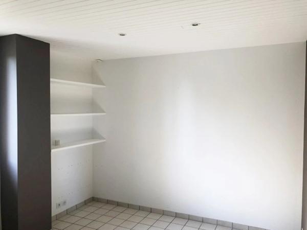 Propriété Moulin à 422 m² ROCHESERVIERE (85)