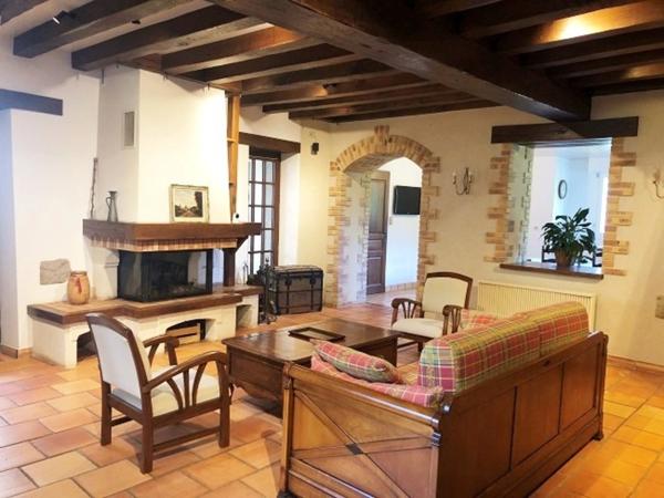 Propriété Moulin à 422 m² ROCHESERVIERE (85)