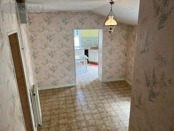 Maison à vendre à Savigné-l'Évêque dans la Sarthe (72460), ref : 13827/622