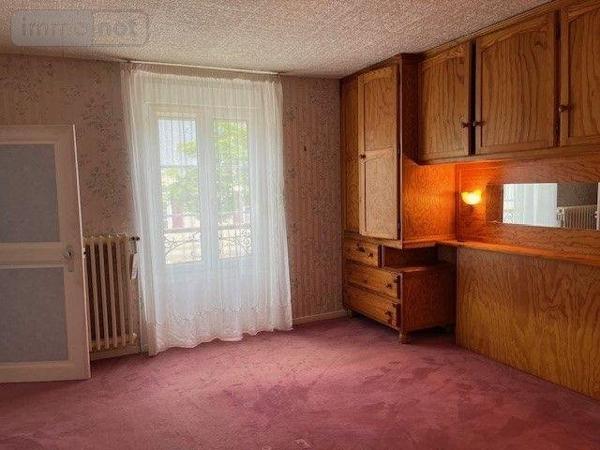 Maison à vendre à Savigné-l'Évêque dans la Sarthe (72460), ref : 13827/622