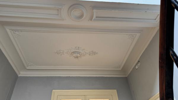 A vendre, centre ville de Perigueux (24000), bel immeuble avec jardin