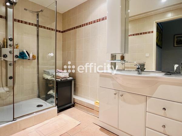 Appartement
         3 pièces
        - 116 m² 789 000 € *