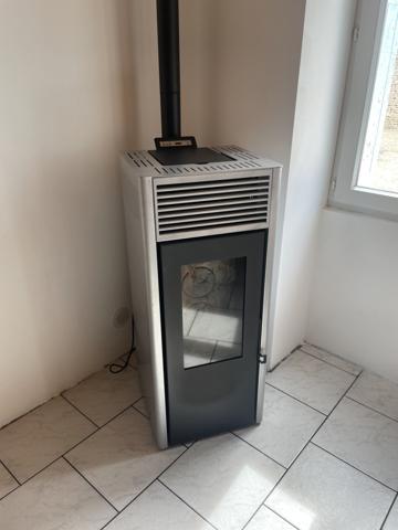 FERMETTE DE PLAIN PIED avec DEPENDANCES