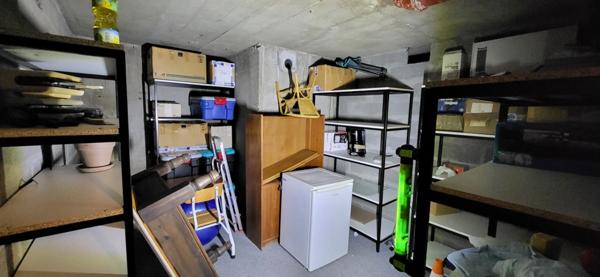 Rouen Préfecture : Bel Appt rénové de 40 m² au 3e et dernier Etage (Asc), avec cave 10 m² & Gge !