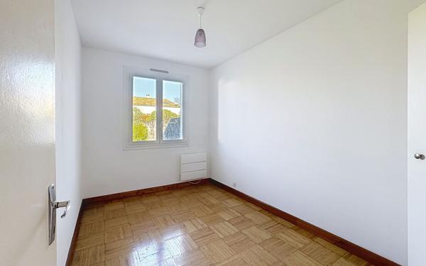 Maison à vendre    4 pièces •  L'Houmeau