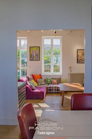 MORNAC/SEUDRE - JOLIE MAISON DE PECHEUR FACE AU PORT