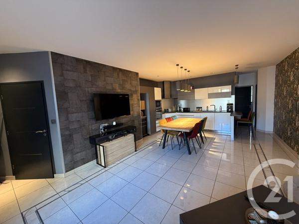 Appartement F5 à vendre  5 pièces - 107,20 m2 PONTARLIER - 25