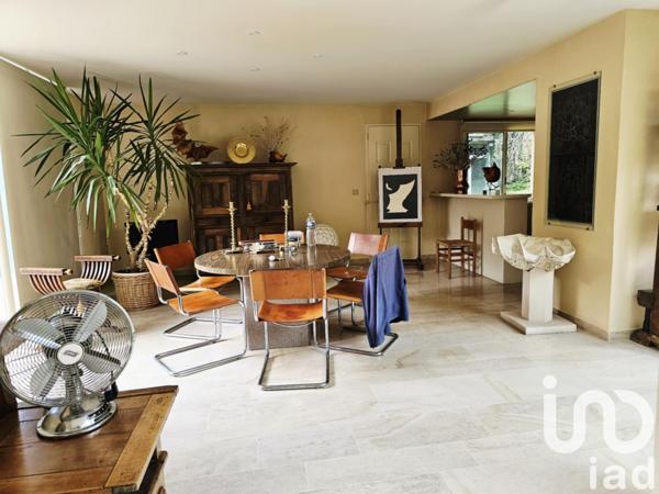 Maison à vendre 7 pièces 232 m² Saint-Julien-du-Sault