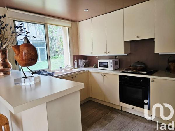 Maison à vendre 7 pièces 232 m² Saint-Julien-du-Sault