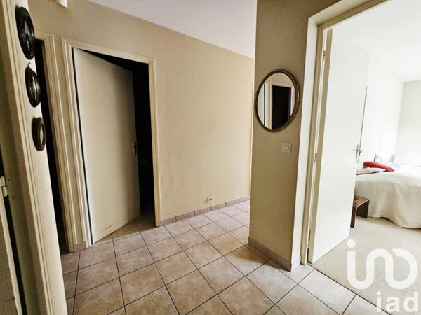 Maison à vendre 7 pièces 232 m² Saint-Julien-du-Sault