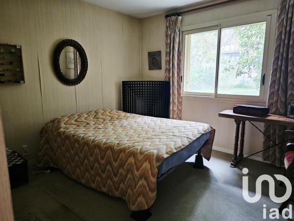 Maison à vendre 7 pièces 232 m² Saint-Julien-du-Sault