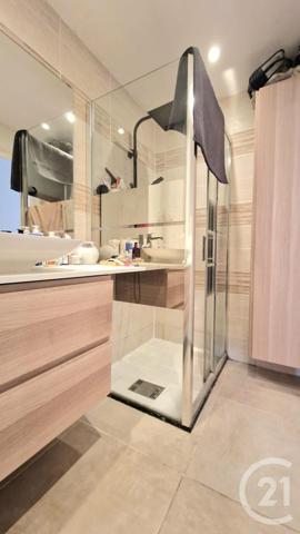 Appartement F4 à vendre  4 pièces - 87,92 m2 MARIGNANE - 13