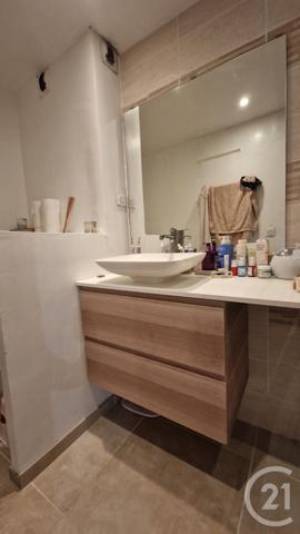 Appartement F4 à vendre  4 pièces - 87,92 m2 MARIGNANE - 13