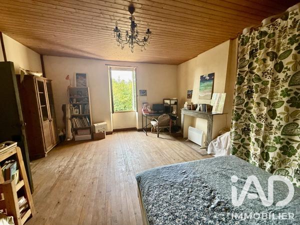 Maison à vendre 4 pièces 112,5 m² Saint-Félix-de-Foncaude