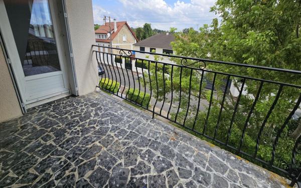 Appartement à vendre    4 pièces • 102 440 m2 Corbeil-Essonnes