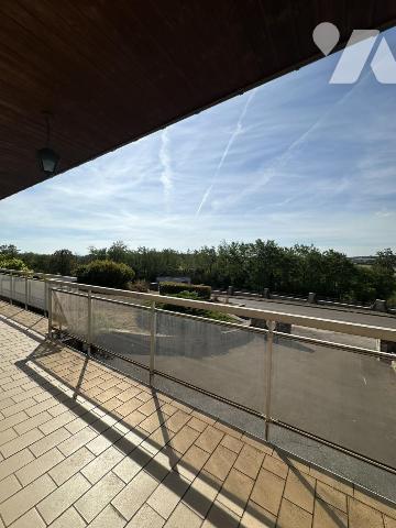 Maison d'habitation + parcelle de terrain constructible