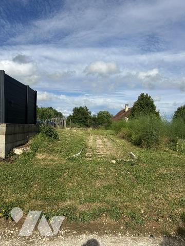 Maison d'habitation + parcelle de terrain constructible