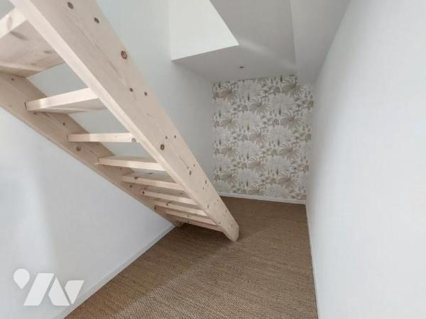 A VENDRE - LAVAL MAISON DE VILLE - RIVE DROITE 