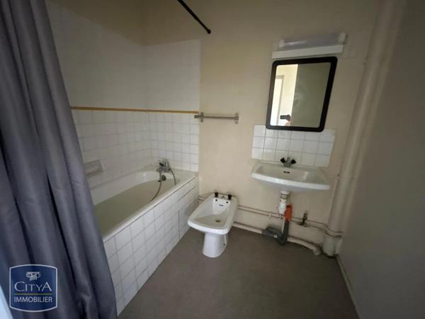Appartement à louer 1 pièce 33.58m² Clermont-Ferrand (63100)