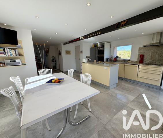 Maison à vendre 4 pièces 142 m² Bagnols-en-Forêt