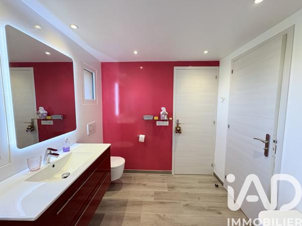 Maison à vendre 4 pièces 142 m² Bagnols-en-Forêt