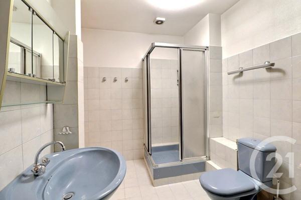 Maison à vendre  8 pièces - 213 m2 VAUJOURS - 93