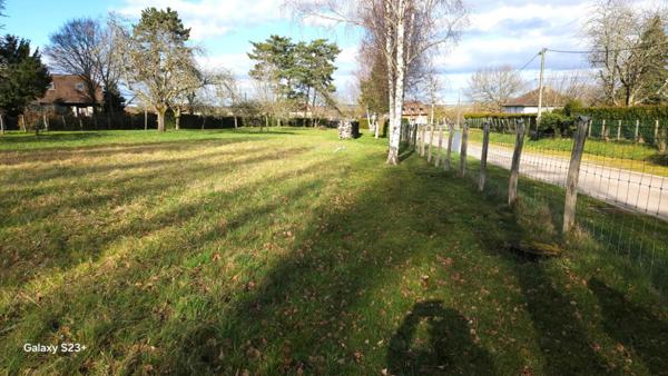 Terrain Proches des Lacs
