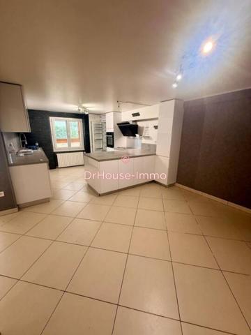 Maison à vendre 10 pièces de 192 m²