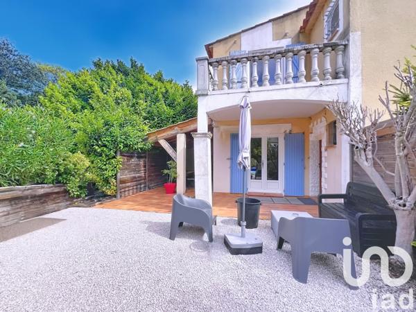 Maison à vendre 8 pièces 170 m² Saint-Mitre-les-Remparts