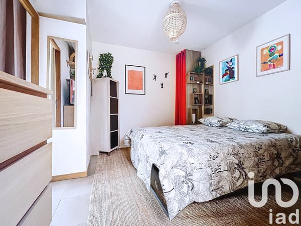 Maison à vendre 8 pièces 170 m² Saint-Mitre-les-Remparts