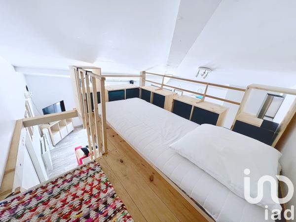 Maison à vendre 8 pièces 170 m² Saint-Mitre-les-Remparts