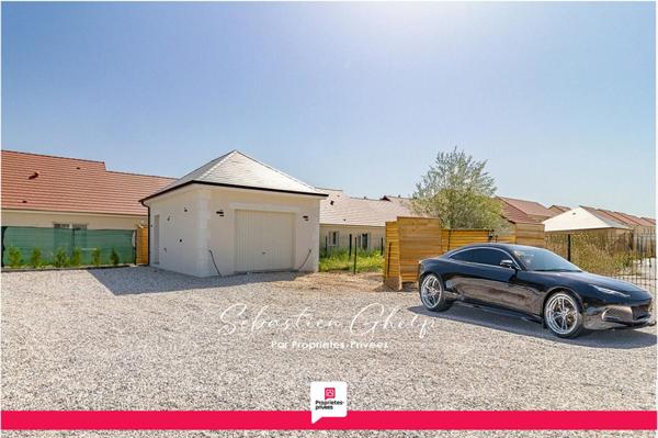 belle maison de plain-pied avec 3 chambres-cellier-garage-terrasses