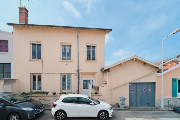 Maison Lyon 7 pièce(s) 140 m2