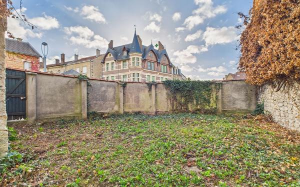 Terrain à vendre    Reims