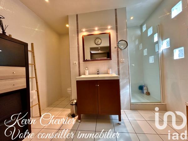 House for sale 5 rooms 190 m² Crécy-la-Chapelle