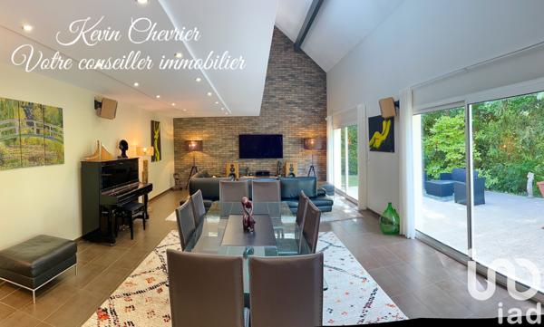 House for sale 5 rooms 190 m² Crécy-la-Chapelle