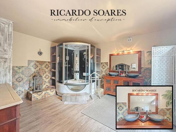 MAISON FAMILIALE 306 m2 / 5 CHAMBRES / 3 CUISINES / 3 SALONS / GARAGE DOUBLE / TERRAIN 14 580 m2